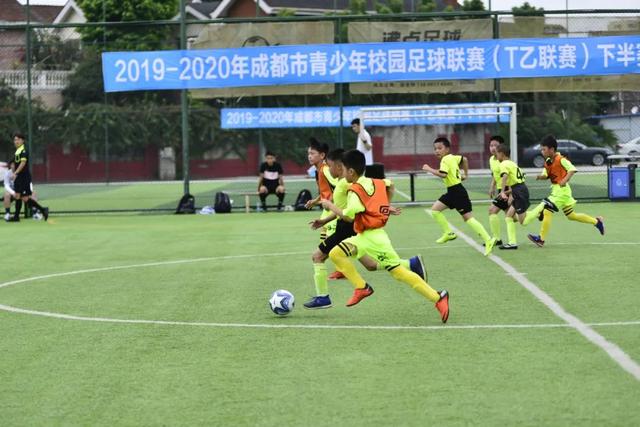 马卡：安帅给维尼修斯多放几天假 他去美国看NFL